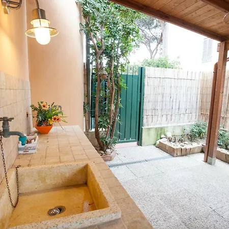 A Pochi Passi Dal Mare Di M. Marina Appartement *
