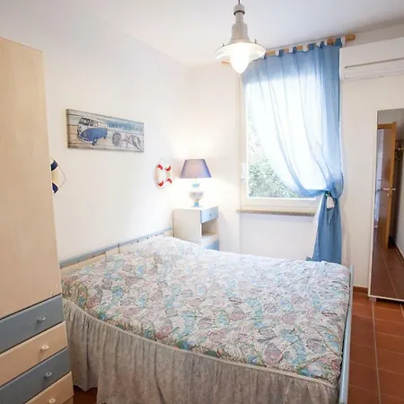 A Pochi Passi Dal Mare Di M. Marina